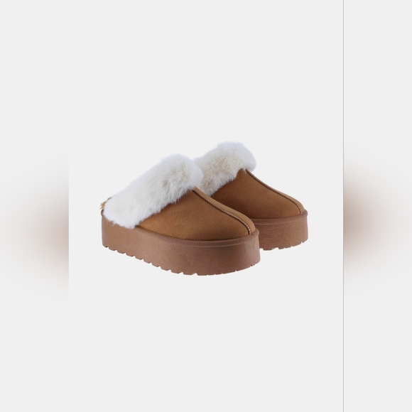 Weeboo Thick Bottom Fur Trim Snow Bootie Slippers - Picture 2 of 5